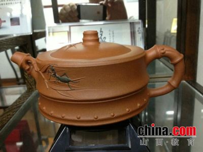 浅谈陈海平先生紫砂壶艺与中华文化的融合(1)
